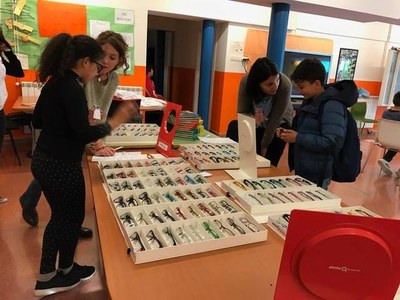 et_mirem_als_ulls_zona_franca_3