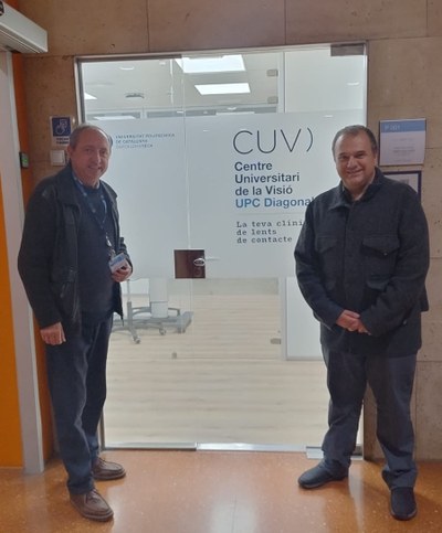 El professor David Piñero visita el CUV UPC en el marc del Premi Internacional a l’Optometrista de l’Any 2025