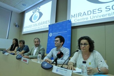 Arranca el programa 'Miradas solidarias' para apadrinar tratamientos visuales especializados a personas en situación de vulnerabilidad en Cataluña